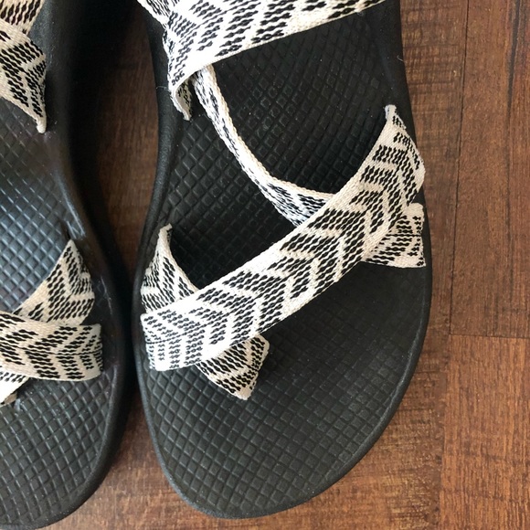 chacos z2